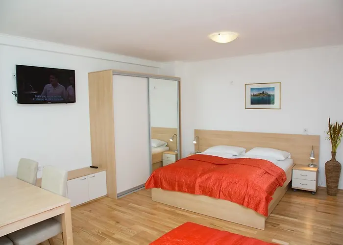 アパート Benedicic